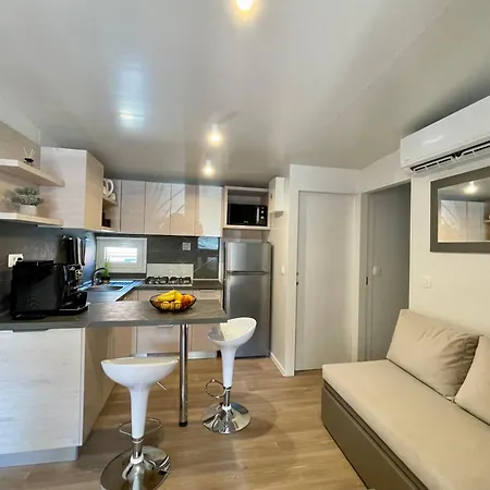 مكان تخييم Mobile Pallas *